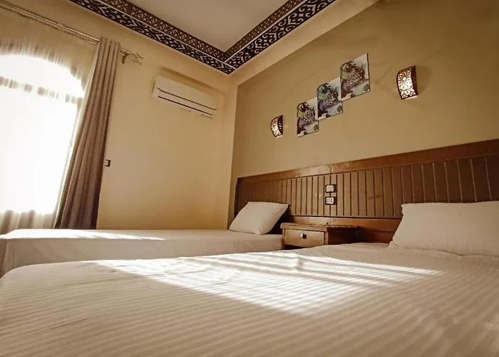 Room In Condo - Dahab Motel - Triple Room 3 - Walking Distance To The Beach Affittacamere Dahab